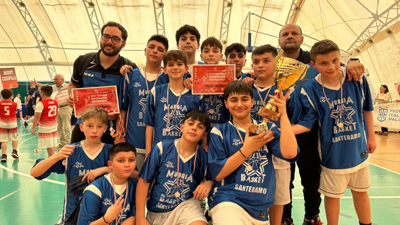 Torre del Greco, Murgia Basket di Santeramo trionfa al Torneo Nazionale FIP