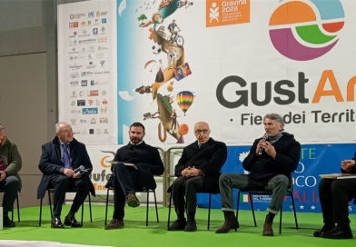 Vito Dimattia, a Gust’Arte “La Via Micaelica della Murgia”: un patrimonio da riscoprire Vito Dimattia, a Gust’Arte “La Via Micaelica della Murgia”: un patrimonio da riscoprire